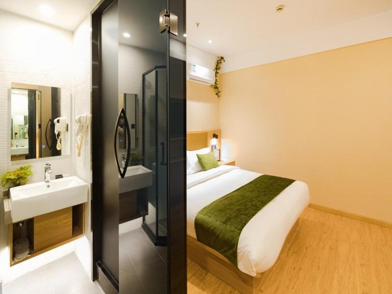 Greentree Inn Shanghai Huangxing Park Subway Station Express Hotel Zewnętrze zdjęcie