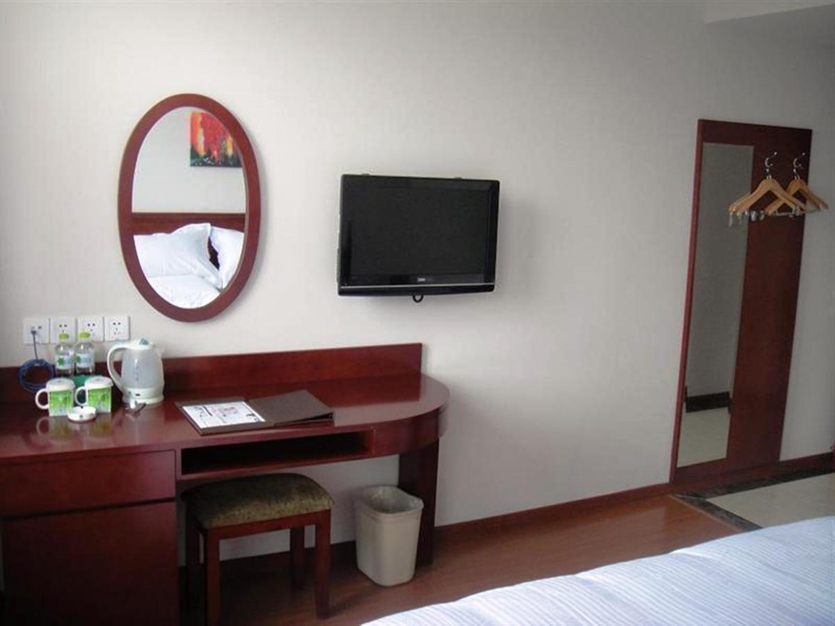 Greentree Inn Shanghai Huangxing Park Subway Station Express Hotel Zewnętrze zdjęcie